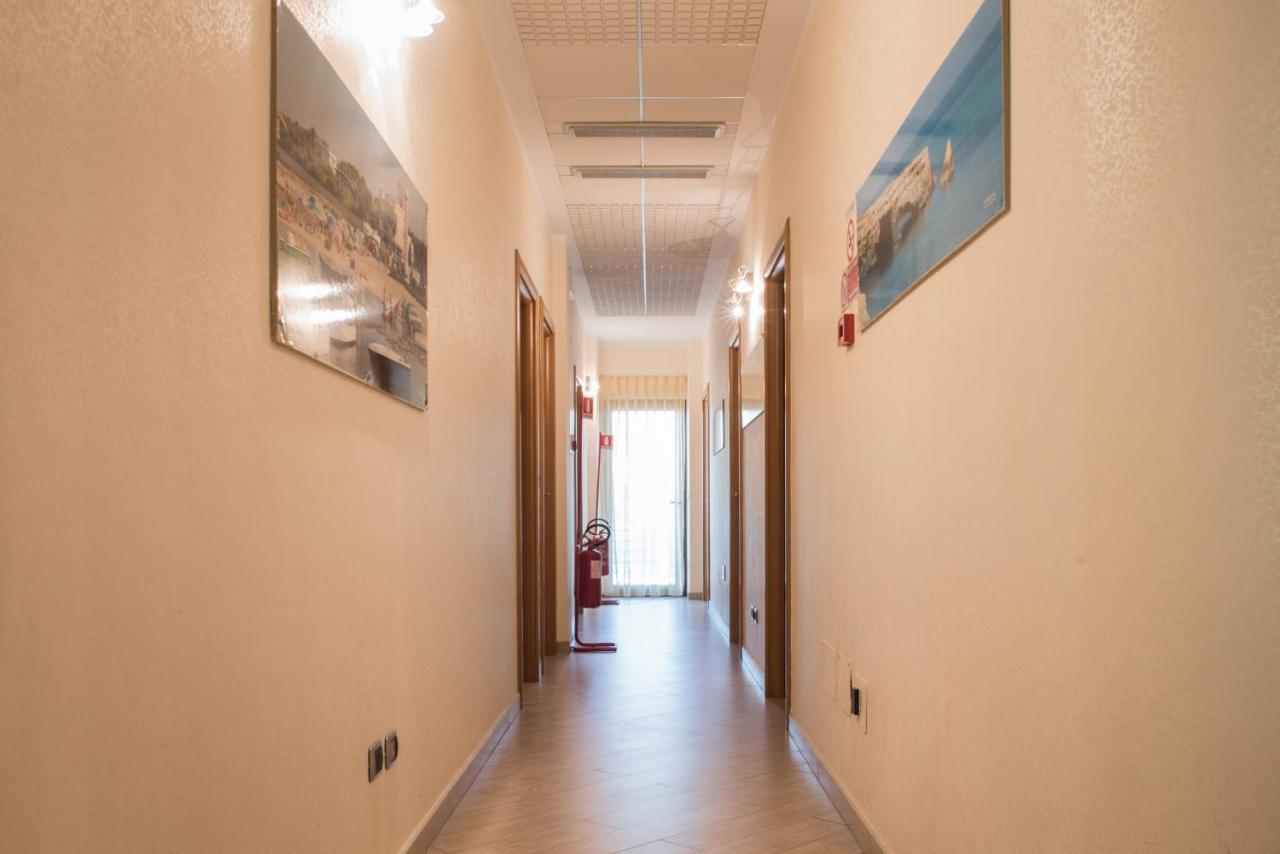 Hotel Mirage Torre Santa Sabina Værelse billede